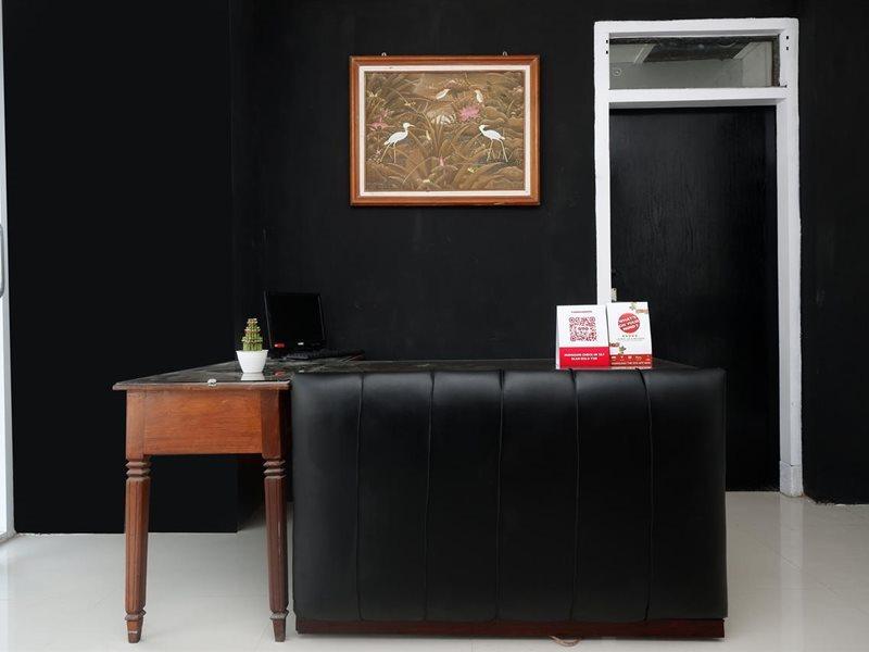 Hotel Oyo 2055 Perdana Kasih Surakarta (Solo)