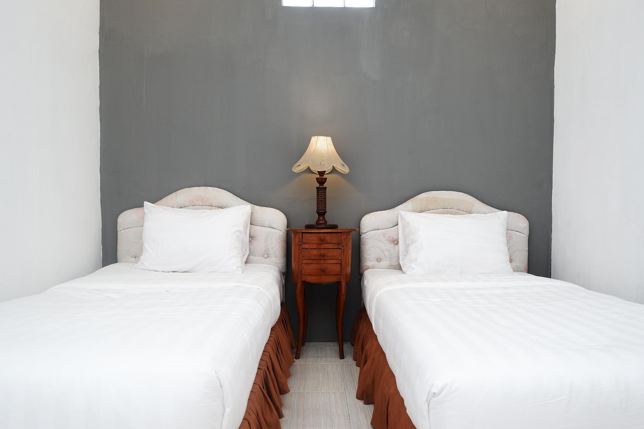 Oyo 2055 Perdana Kasih Hotel Surakarta (Solo)